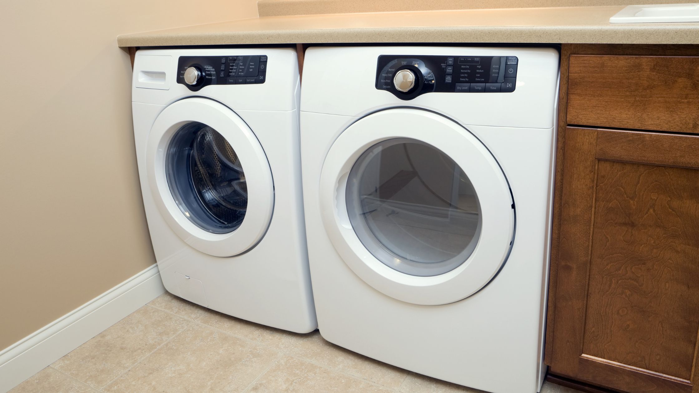 Affordable laundry appliance sets